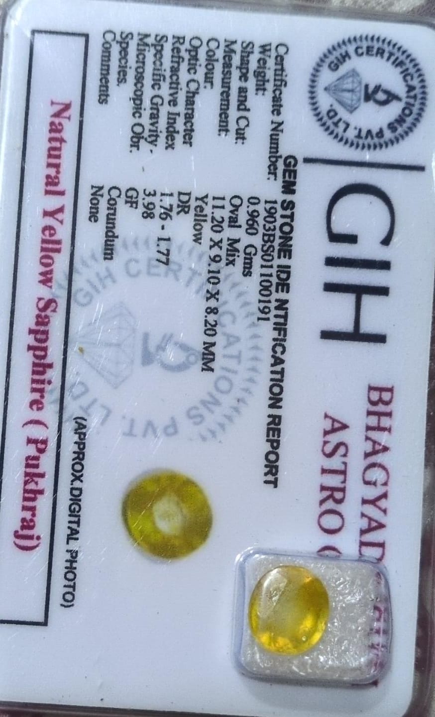 Certified yellow Sapphire